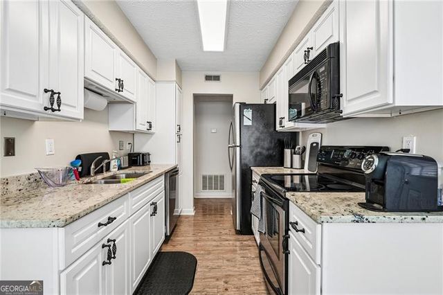 1212 Glenleaf Drive, Peachtree Corners, GA 30092