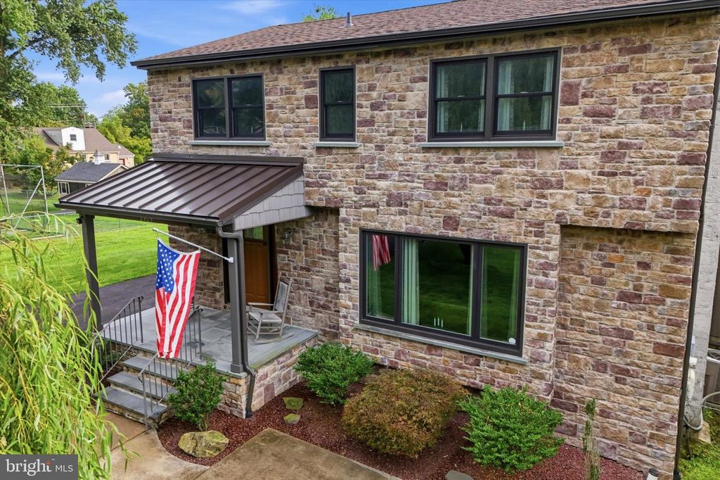 2909 SUNSET AVE, EAST NORRITON, PA 19403 — photo 2