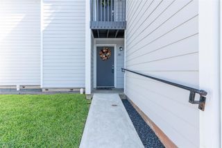 13151 Walden Road 141, Montgomery, TX 77356