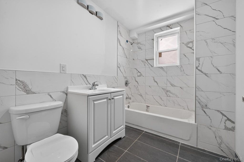 8613 124th Street, Richmond Hill, NY 11418 — photo 5