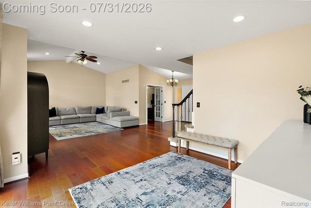 3151 Goldenrod Drive, Rochester Hills, MI 48307
