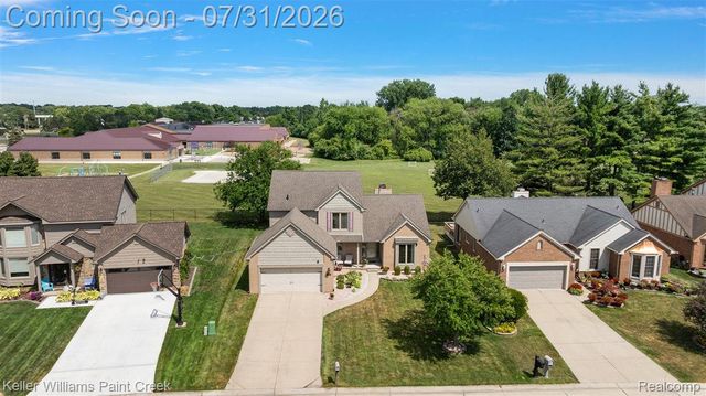 3151 Goldenrod Drive, Rochester Hills, MI 48307