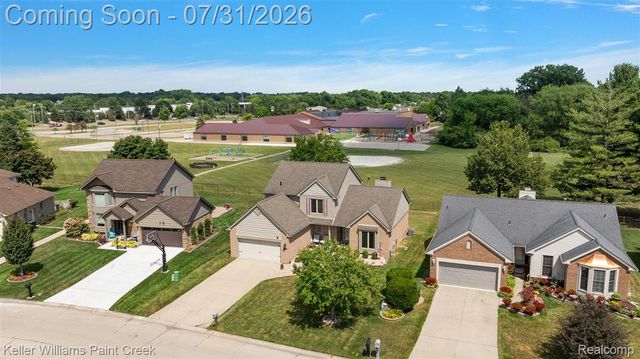 3151 Goldenrod Drive, Rochester Hills, MI 48307