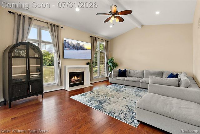 3151 Goldenrod Drive, Rochester Hills, MI 48307