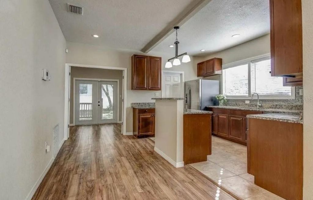 3625 E MOHAWK AVENUE, Tampa, FL 33610
