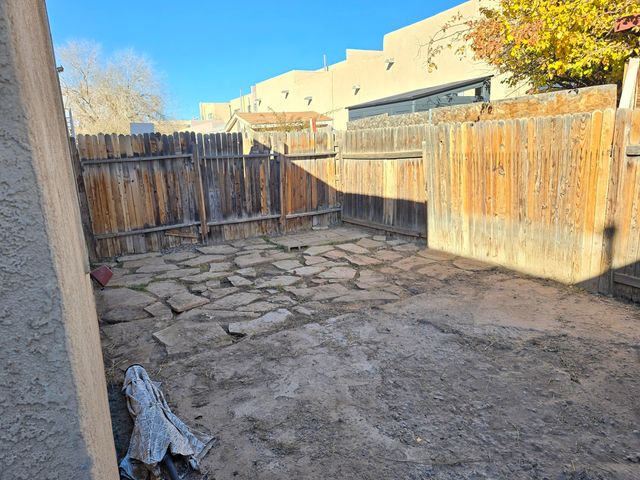 644 Bataan Drive SW, Albuquerque, NM 87121