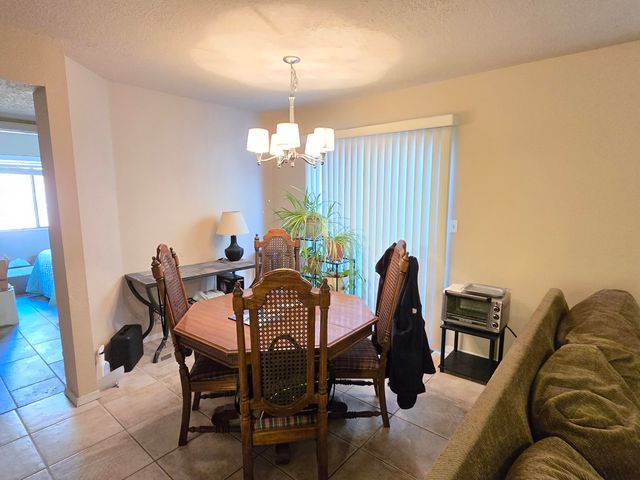 644 Bataan Drive SW, Albuquerque, NM 87121