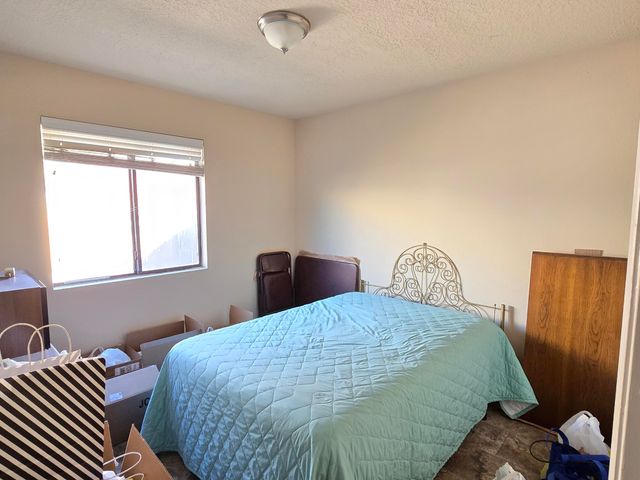 644 Bataan Drive SW, Albuquerque, NM 87121