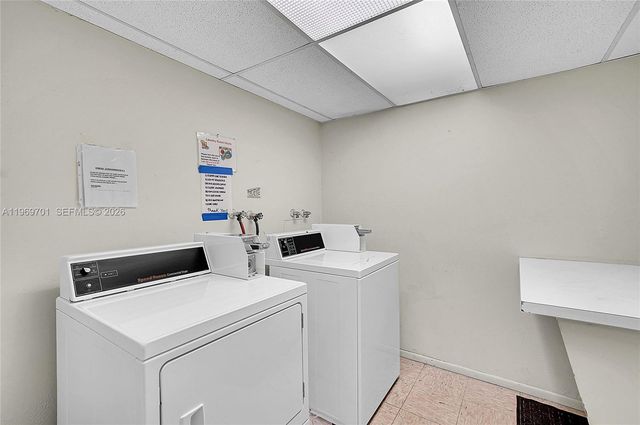 1681 NW 70th Ave 418, Plantation, FL 33313