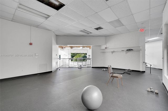 1681 NW 70th Ave 418, Plantation, FL 33313