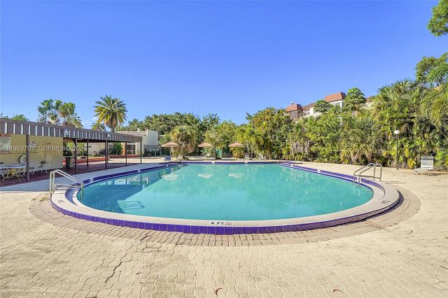 1681 NW 70th Ave 418, Plantation, FL 33313