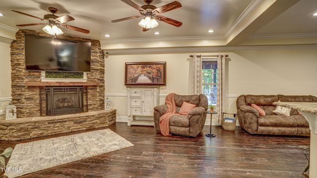 167 Tailwater Road, Bluff City, TN 37618