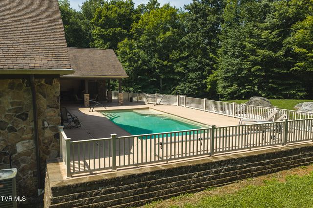 167 Tailwater Road, Bluff City, TN 37618