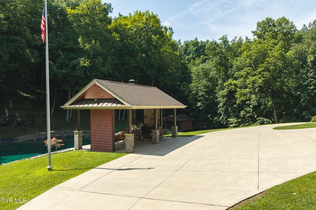167 Tailwater Road, Bluff City, TN 37618