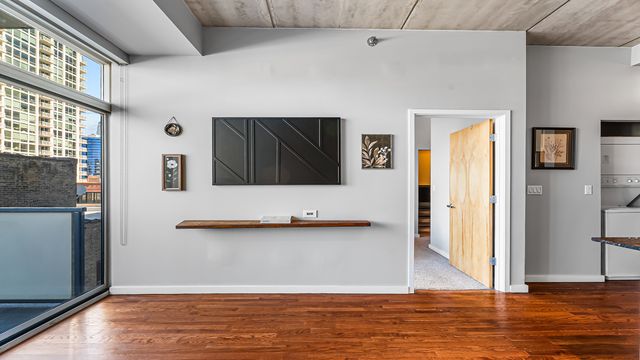 630 N Franklin Street 812, Chicago, IL 60654