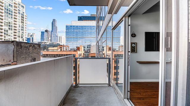 630 N Franklin Street 812, Chicago, IL 60654