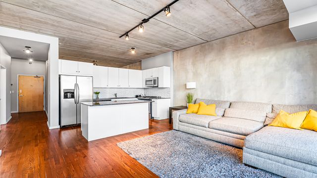 630 N Franklin Street 812, Chicago, IL 60654