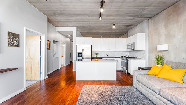 630 N Franklin Street 812, Chicago, IL 60654