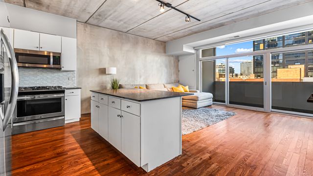630 N Franklin Street 812, Chicago, IL 60654