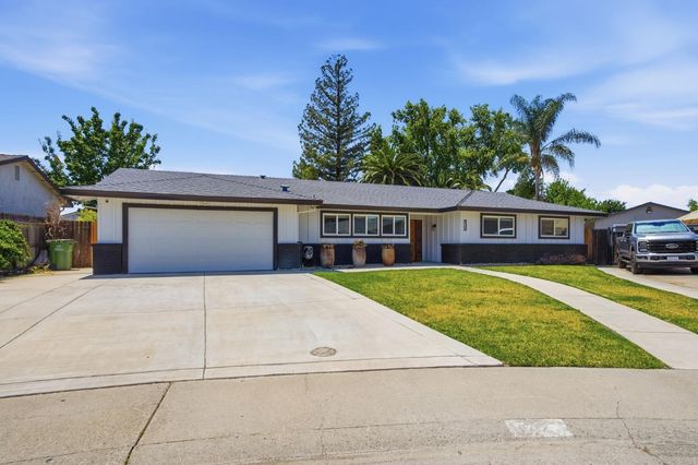 8723 Cabra Ct, Elk Grove, CA 95624