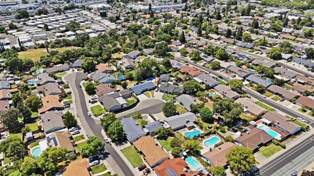 8723 Cabra Ct, Elk Grove, CA 95624