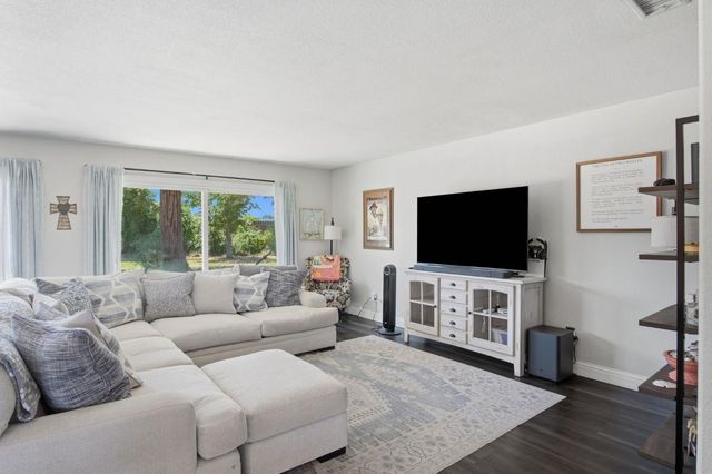 8723 Cabra Ct, Elk Grove, CA 95624