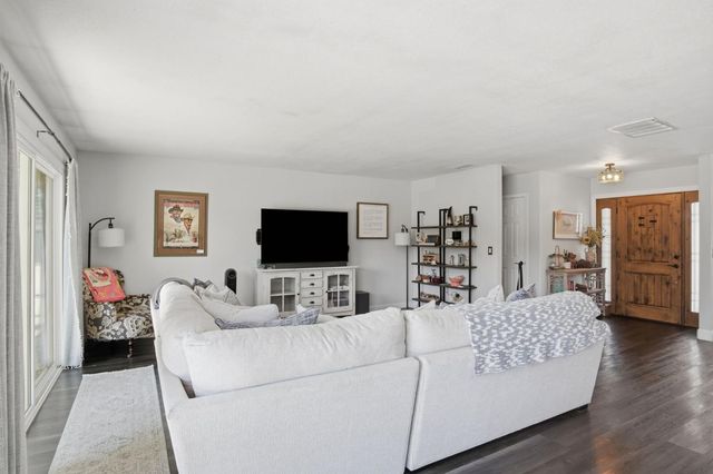 8723 Cabra Ct, Elk Grove, CA 95624