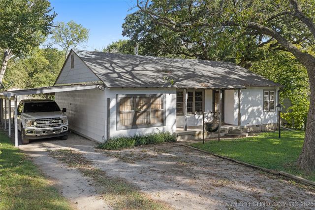 808 Carter Street SE, Ardmore, OK 73401