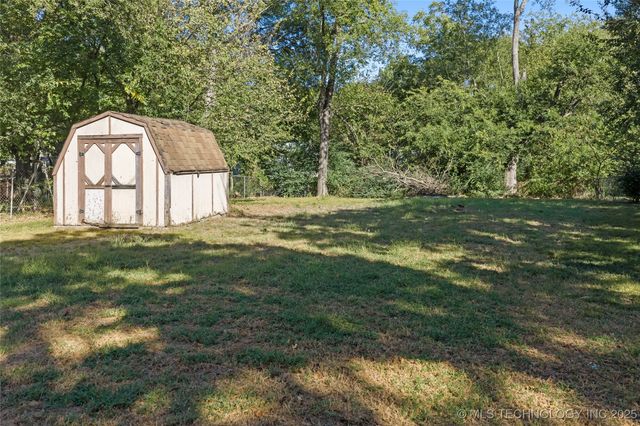 808 Carter Street SE, Ardmore, OK 73401