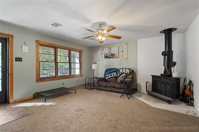 808 Carter Street SE, Ardmore, OK 73401