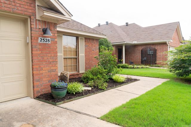 2528 jasmine Drive, Benton, AR 72015