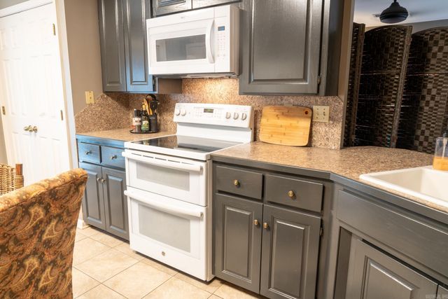 2528 jasmine Drive, Benton, AR 72015