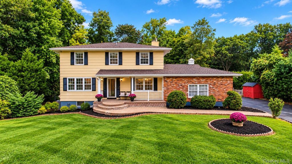 476 Hilltop Road, Yorktown Heights, NY 10598