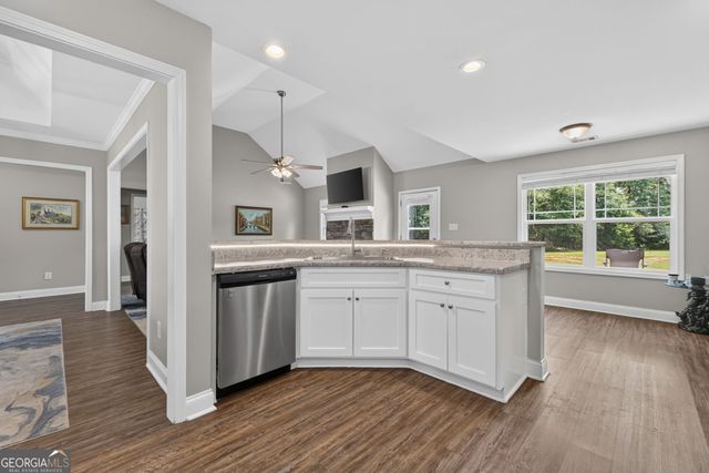 139 Lovetts Ridge Road, Jackson, GA 30233