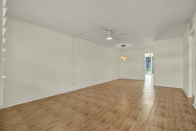 4715 BAY STREET NE 126, St Petersburg, FL 33703