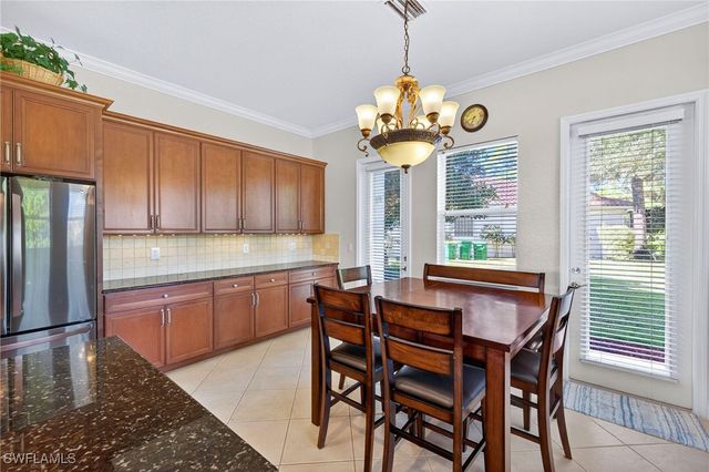 2212 Vardin PL, Naples, FL 34120