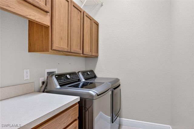 2212 Vardin PL, Naples, FL 34120