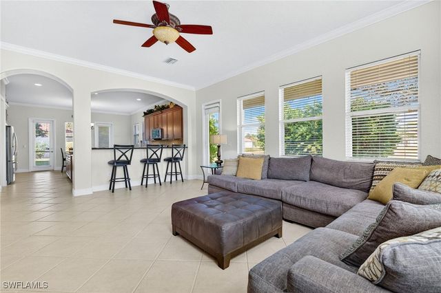 2212 Vardin PL, Naples, FL 34120