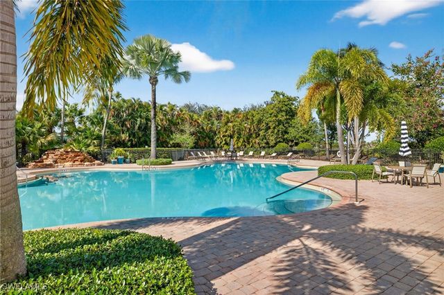 2212 Vardin PL, Naples, FL 34120