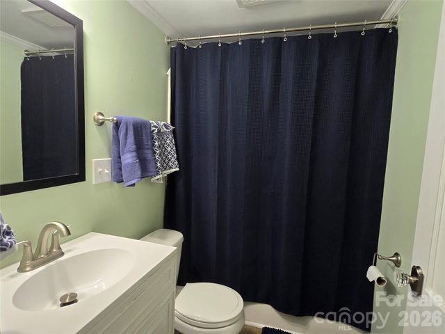 214 E 10th Street, Kannapolis, NC 28083
