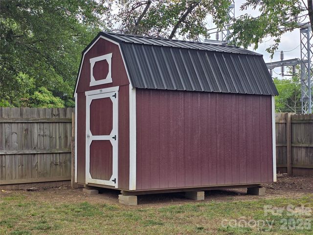 214 E 10th Street, Kannapolis, NC 28083