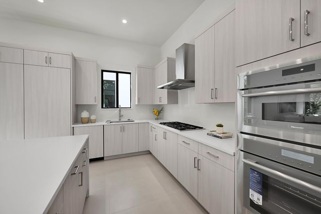 16702 Mosaic Place, Delray Beach, FL 33446