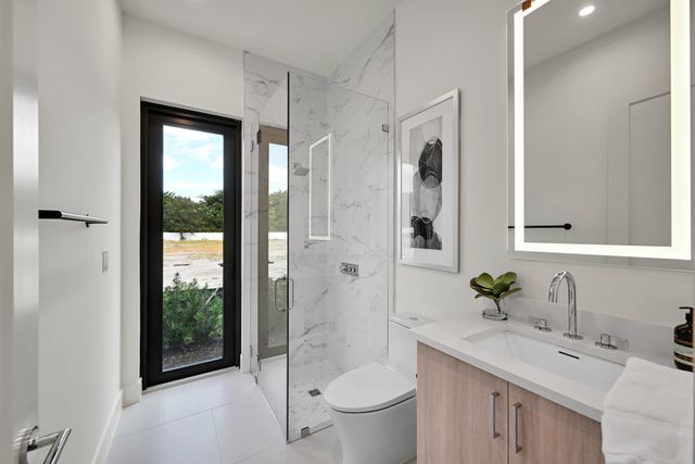 16702 Mosaic Place, Delray Beach, FL 33446