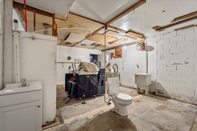 3324 Lowell Street, Eureka, CA 95501