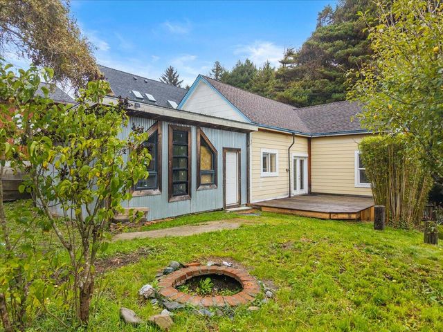 3324 Lowell Street, Eureka, CA 95501