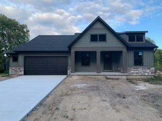 7054 Pinehurst Drive Ne, Cannon Twp, MI 49341