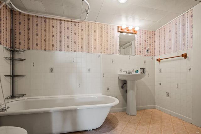 8849 E 100 S Road, Marion, IN 46953