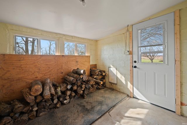 8849 E 100 S Road, Marion, IN 46953