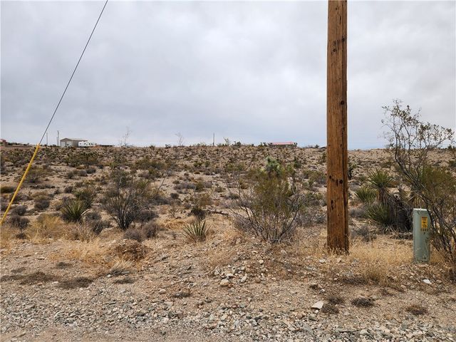 1585 W Promontory Drive, Meadview, AZ 86444