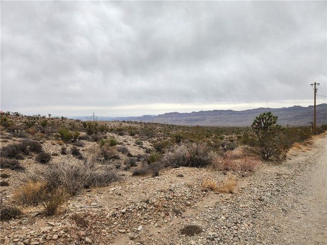1585 W Promontory Drive, Meadview, AZ 86444